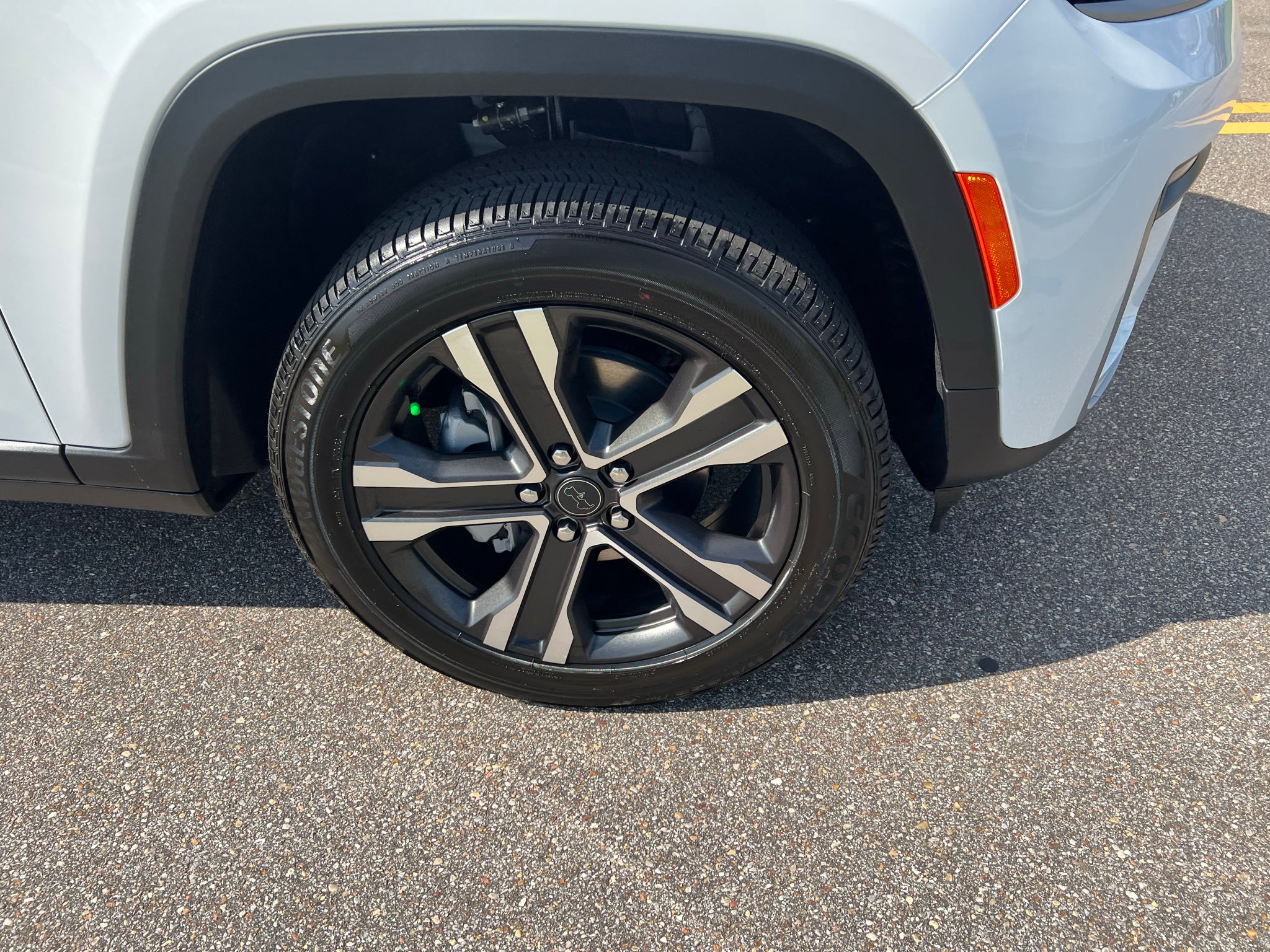 2027 Jeep Grand Cherokee GRAND CHEROKEE LIMITED 4X2