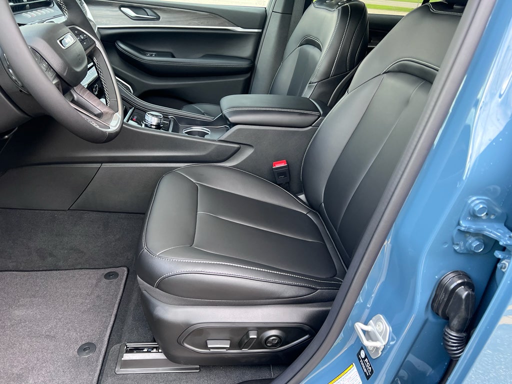 2026 Jeep Grand Cherokee GRAND CHEROKEE LIMITED 4X2