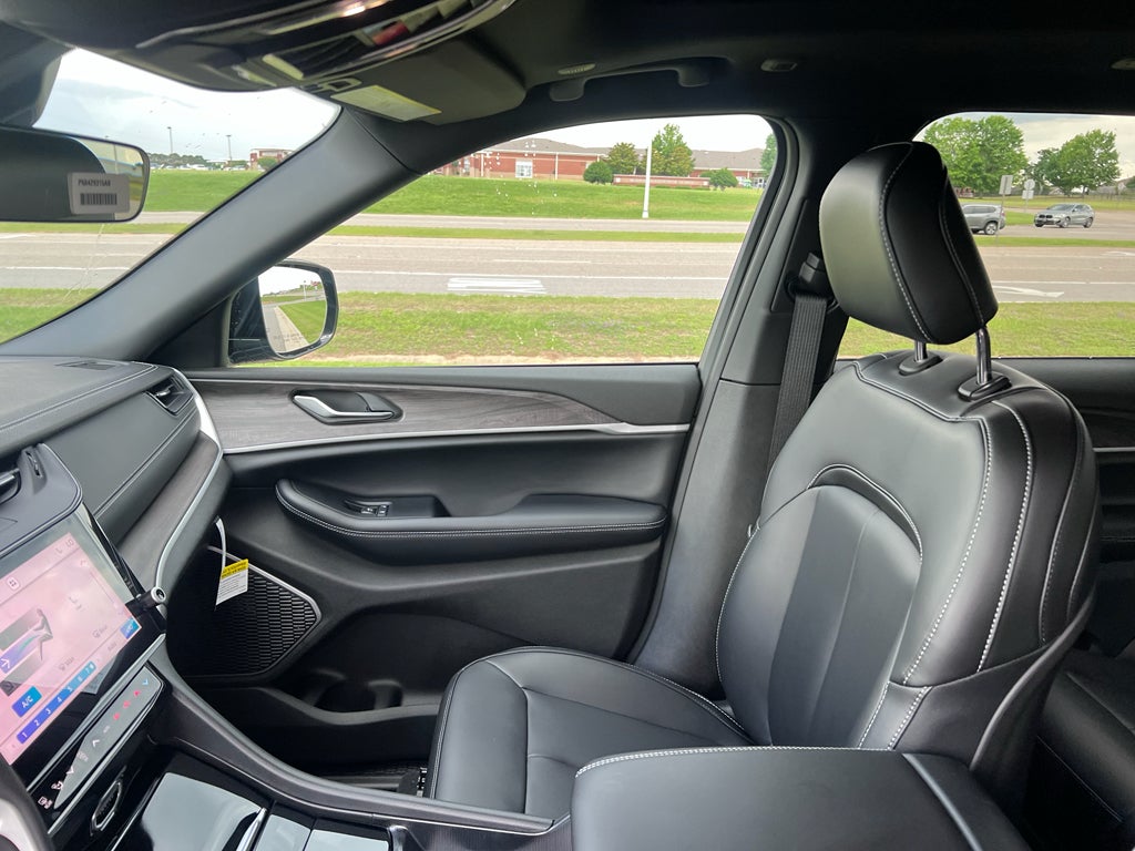 2026 Jeep Grand Cherokee GRAND CHEROKEE LIMITED 4X2