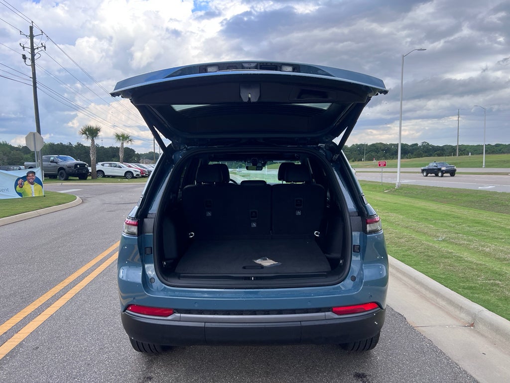 2026 Jeep Grand Cherokee GRAND CHEROKEE LIMITED 4X2