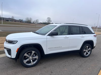 2026 Jeep Grand Cherokee GRAND CHEROKEE LIMITED 4X2