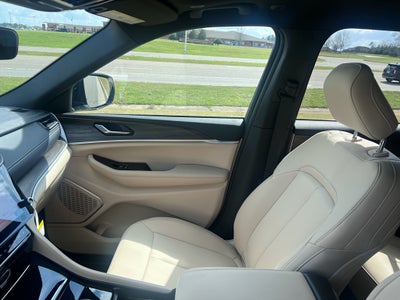 2026 Jeep Grand Cherokee GRAND CHEROKEE LIMITED 4X2