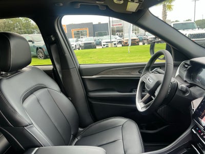 2027 Jeep Grand Cherokee GRAND CHEROKEE LIMITED 4X2