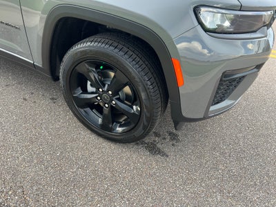 2027 Jeep Grand Cherokee GRAND CHEROKEE LIMITED 4X2