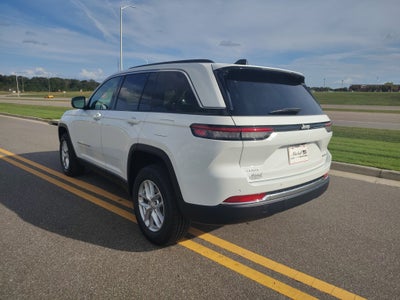 2025 Jeep Grand Cherokee GRAND CHEROKEE LAREDO X 4X4