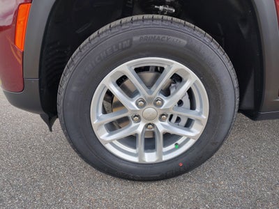 2025 Jeep Grand Cherokee GRAND CHEROKEE LAREDO X 4X4