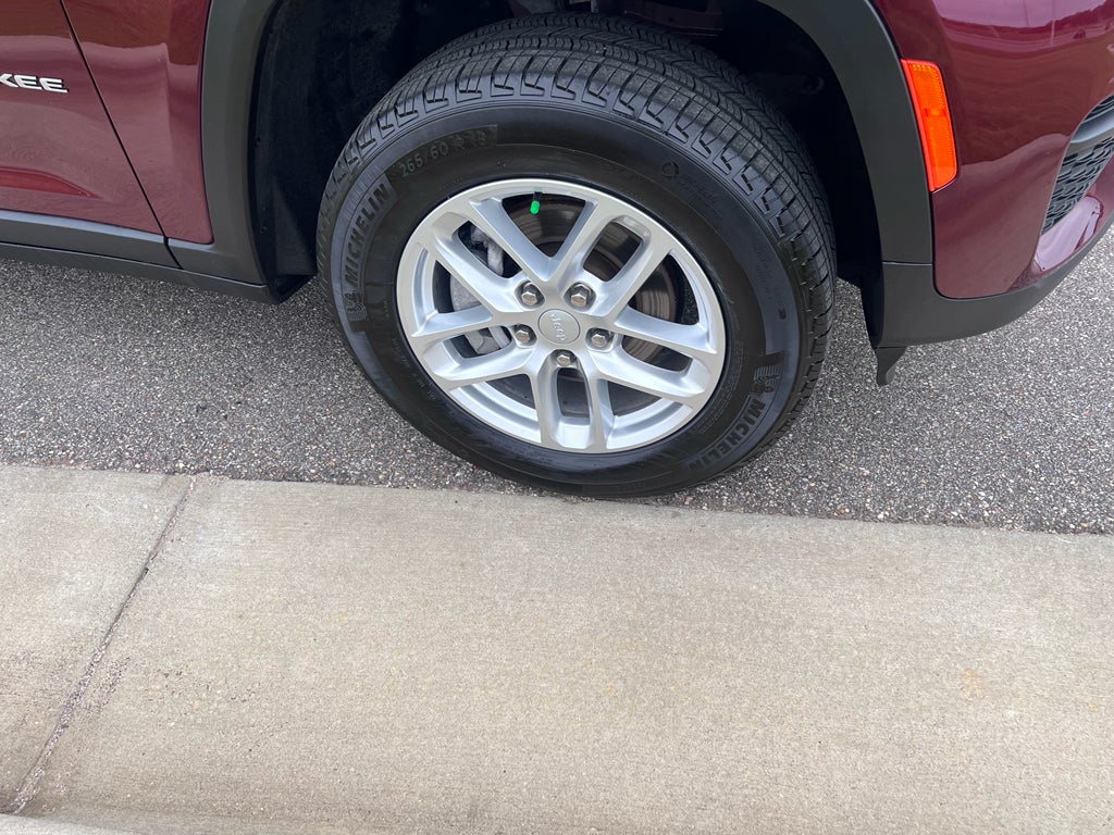 2025 Jeep Grand Cherokee Laredo X 4x4