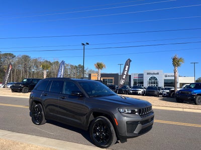 2026 Jeep Grand Cherokee GRAND CHEROKEE LAREDO ALTITUDE 4X4