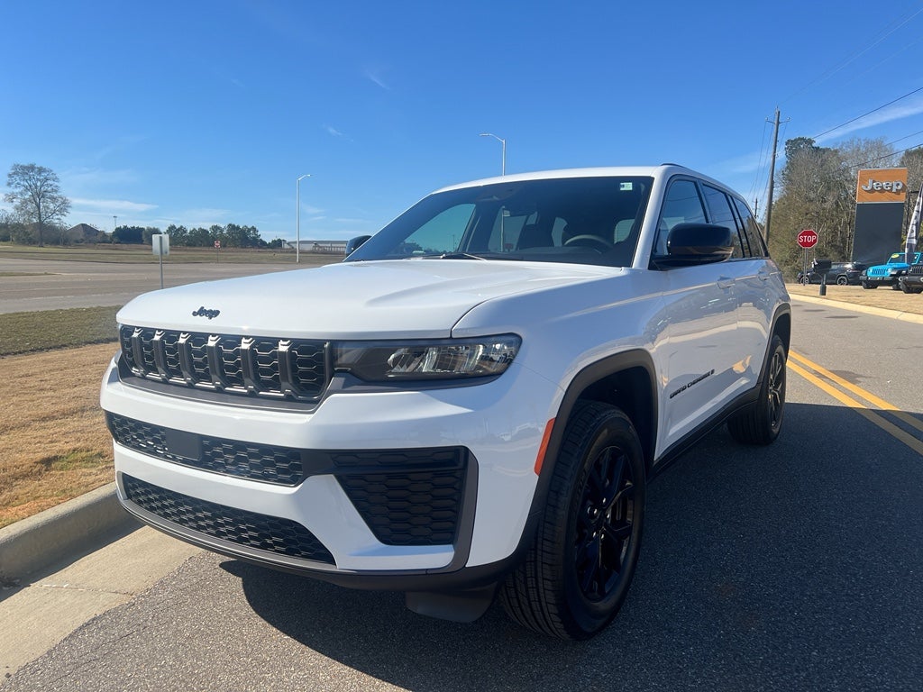 2026 Jeep Grand Cherokee GRAND CHEROKEE ALTITUDE 4X4