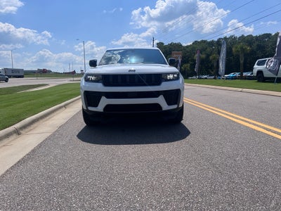 2026 Jeep Grand Cherokee GRAND CHEROKEE LAREDO ALTITUDE 4X4