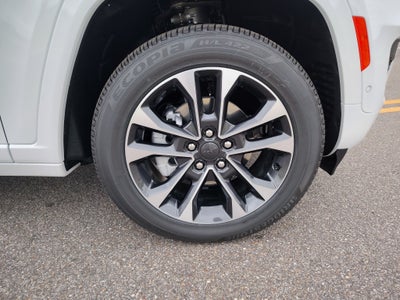 2025 Jeep Grand Cherokee GRAND CHEROKEE OVERLAND 4X4