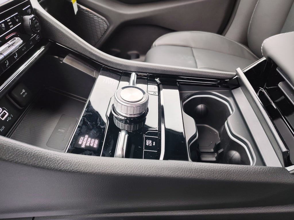 2025 Jeep Grand Cherokee GRAND CHEROKEE OVERLAND 4X4