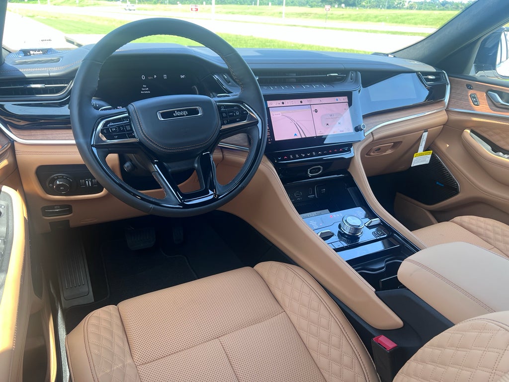 2026 Jeep Grand Cherokee GRAND CHEROKEE SUMMIT 4X4