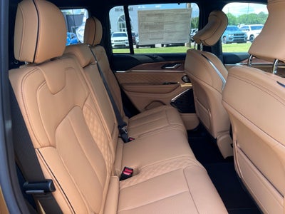 2026 Jeep Grand Cherokee GRAND CHEROKEE SUMMIT 4X4