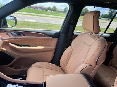2026 Jeep Grand Cherokee GRAND CHEROKEE SUMMIT 4X4