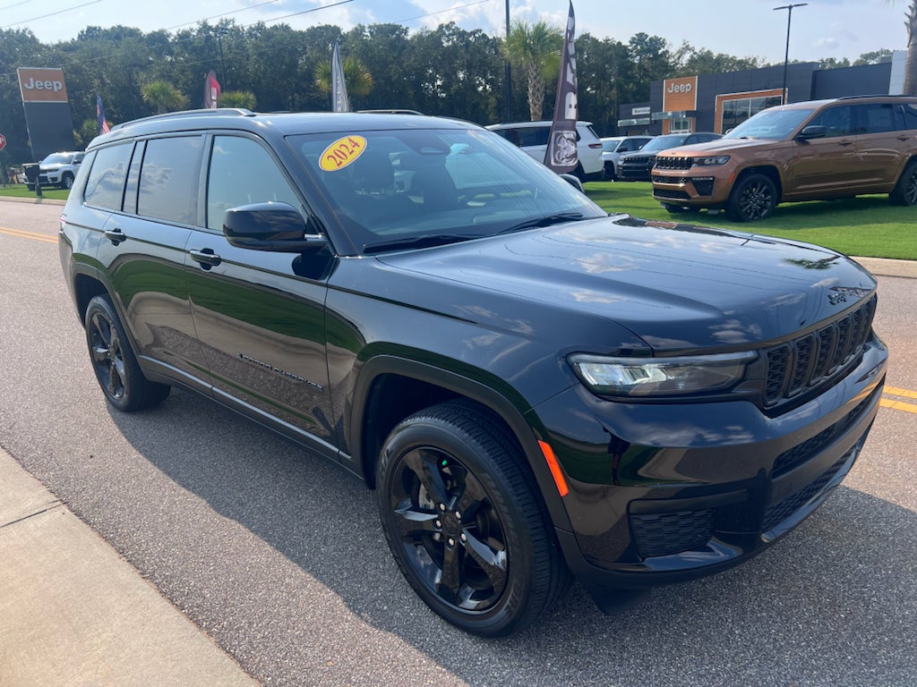 2024 Jeep Grand Cherokee L Altitude X 4x2