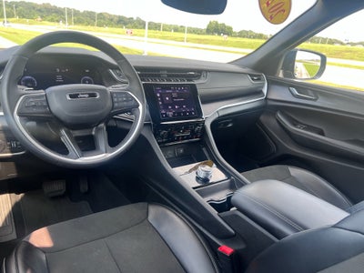 2024 Jeep Grand Cherokee L Altitude X 4x2