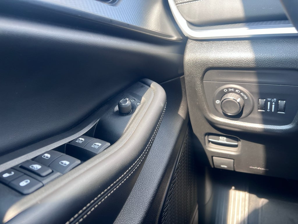 2024 Jeep Grand Cherokee L Altitude X 4x2