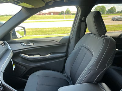 2026 Jeep Grand Cherokee L GRAND CHEROKEE L LAREDO X 4X2