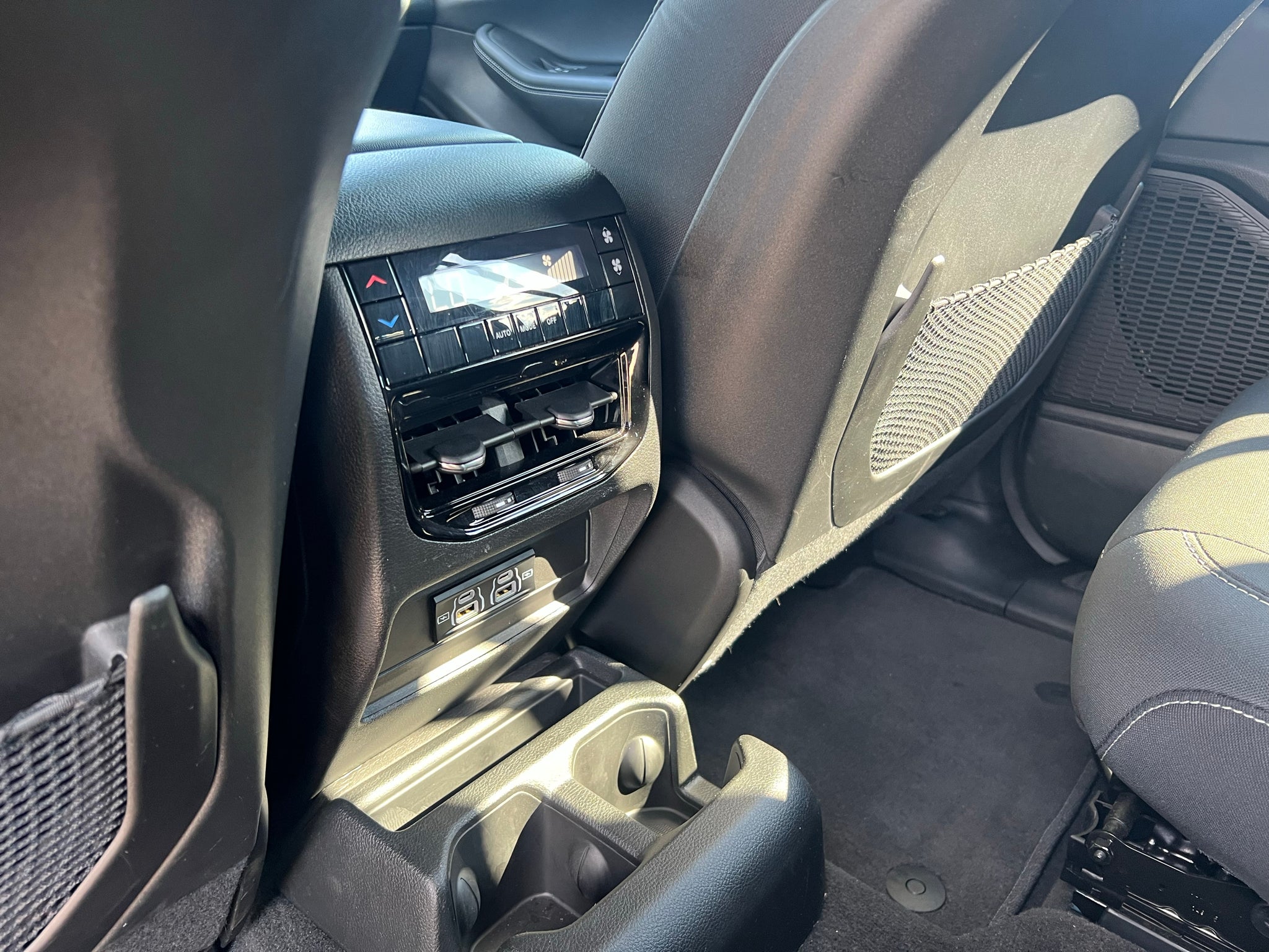 2025 Jeep Grand Cherokee L Laredo X 4x2