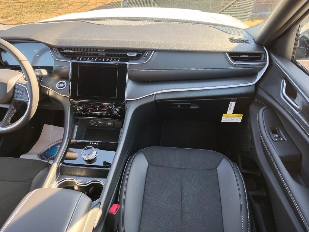 2025 Jeep Grand Cherokee L GRAND CHEROKEE L ALTITUDE X 4X2