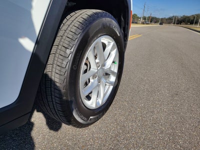 2025 Jeep Grand Cherokee L Laredo 4x2