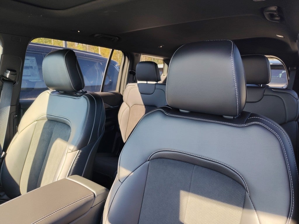 2025 Jeep Grand Cherokee L GRAND CHEROKEE L ALTITUDE X 4X2