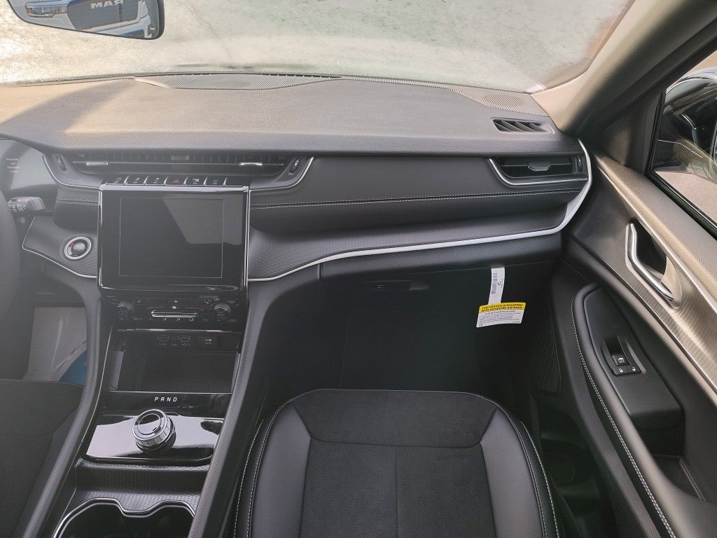 2025 Jeep Grand Cherokee L GRAND CHEROKEE L ALTITUDE X 4X2