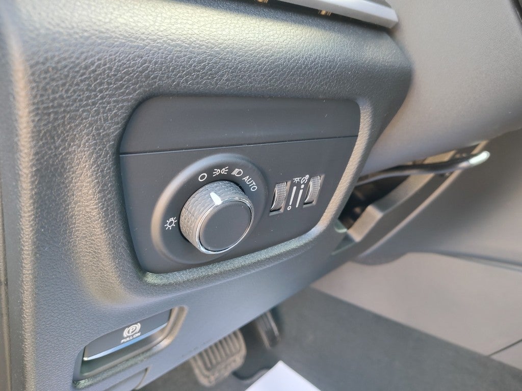 2025 Jeep Grand Cherokee L GRAND CHEROKEE L ALTITUDE X 4X2