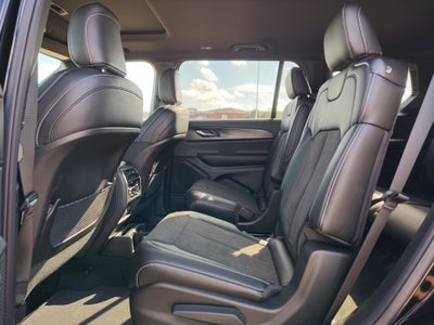 2025 Jeep Grand Cherokee L GRAND CHEROKEE L ALTITUDE X 4X2