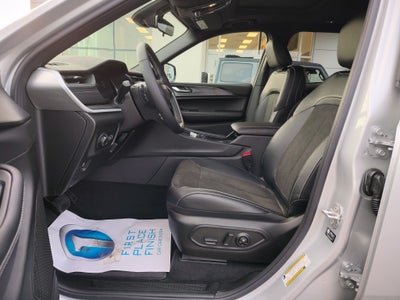 2025 Jeep Grand Cherokee L GRAND CHEROKEE L ALTITUDE X 4X2