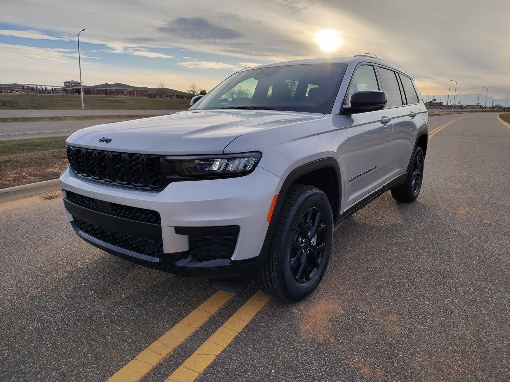 2025 Jeep Grand Cherokee L GRAND CHEROKEE L ALTITUDE X 4X2