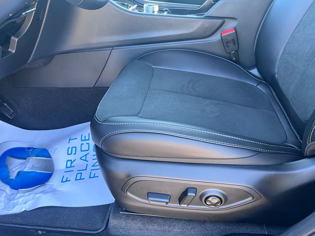 2026 Jeep Grand Cherokee L GRAND CHEROKEE L LAREDO ALTITUDE 4X2