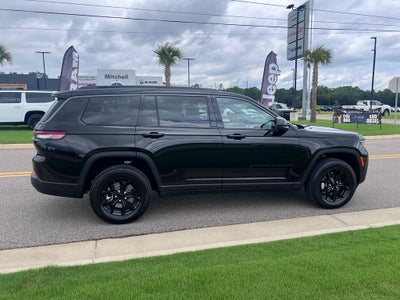 2026 Jeep Grand Cherokee L GRAND CHEROKEE L LAREDO ALTITUDE 4X2