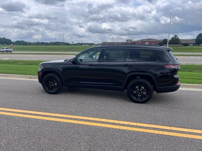 2026 Jeep Grand Cherokee L GRAND CHEROKEE L LAREDO ALTITUDE 4X2