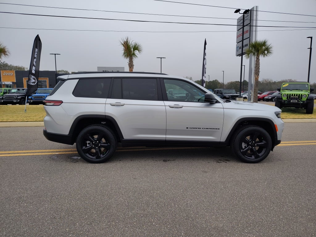 2025 Jeep Grand Cherokee L GRAND CHEROKEE L LIMITED 4X2