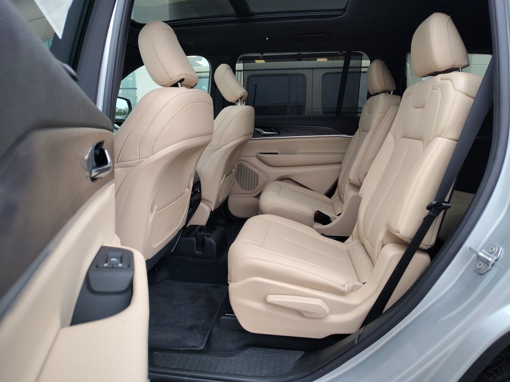 2025 Jeep Grand Cherokee L GRAND CHEROKEE L LIMITED 4X2