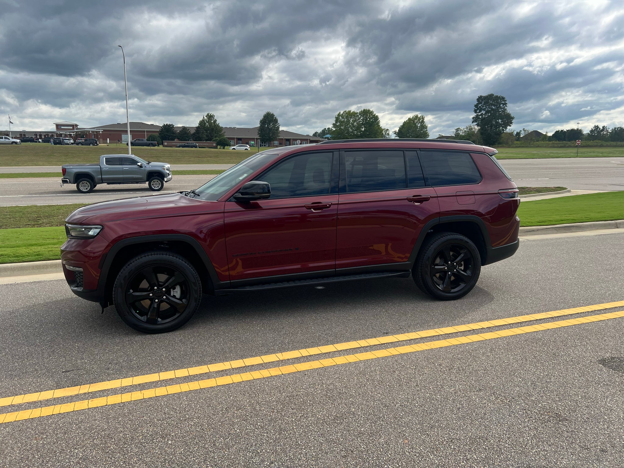 2025 Jeep Grand Cherokee L Limited 4x2