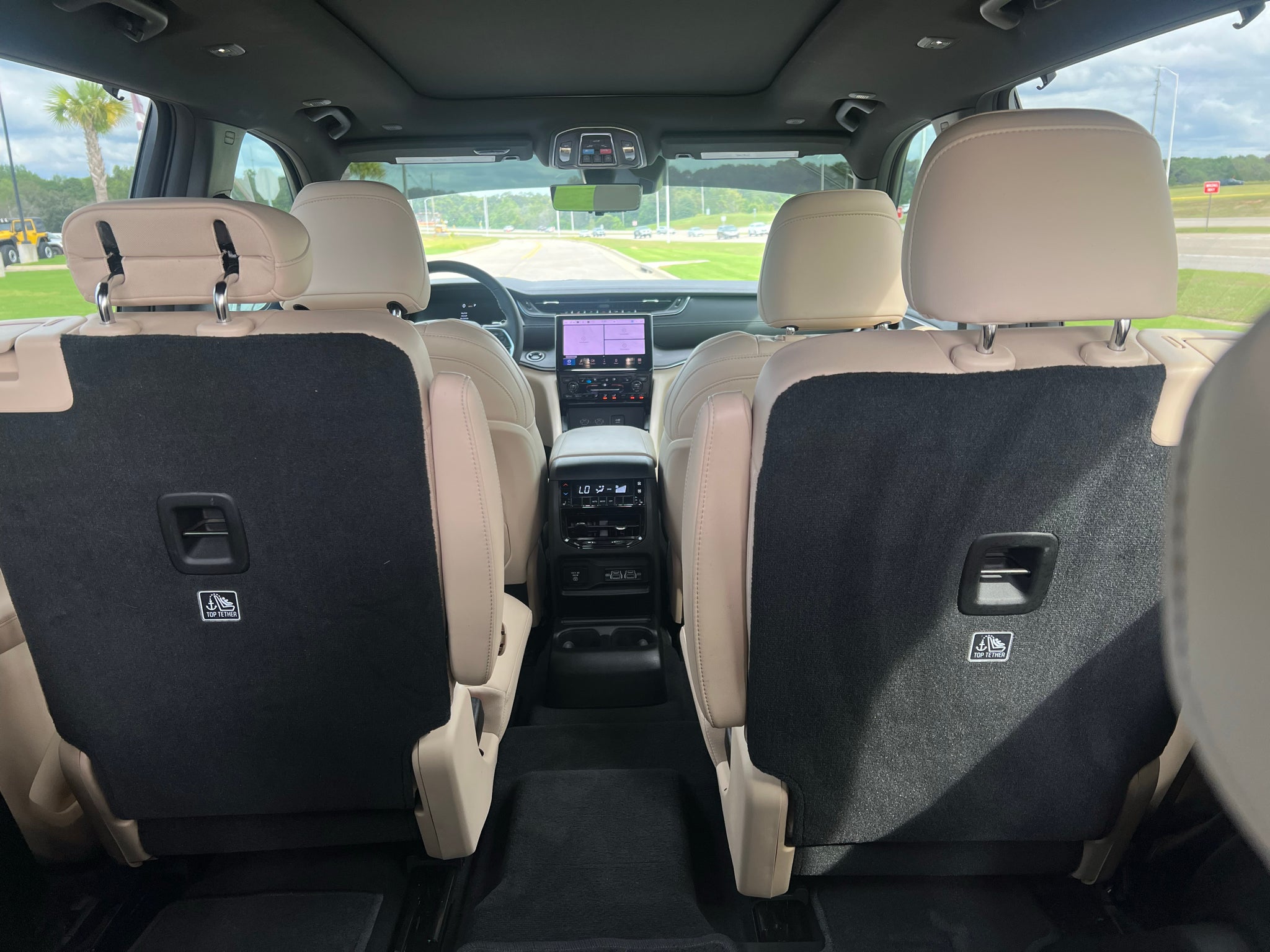 2025 Jeep Grand Cherokee L Limited 4x2