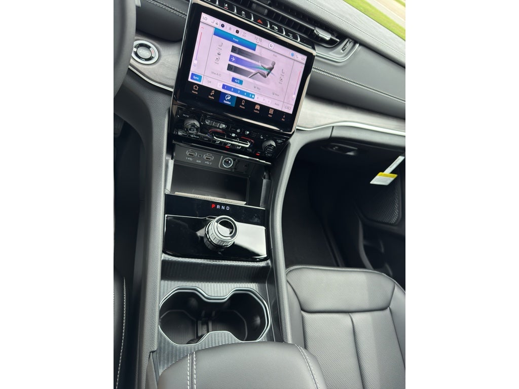 2025 Jeep Grand Cherokee L GRAND CHEROKEE L LIMITED 4X2