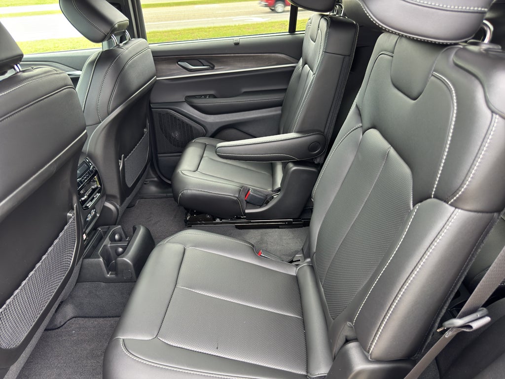 2025 Jeep Grand Cherokee L GRAND CHEROKEE L LIMITED 4X2