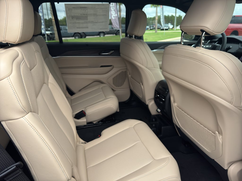 2025 Jeep Grand Cherokee L GRAND CHEROKEE L LIMITED 4X2