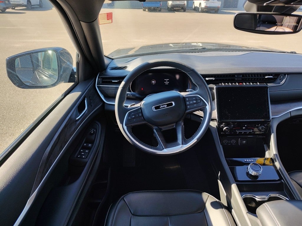 2024 Jeep Grand Cherokee L Limited 4x2