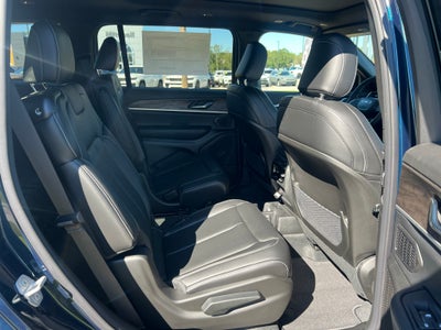 2027 Jeep Grand Cherokee L GRAND CHEROKEE L LIMITED 4X2