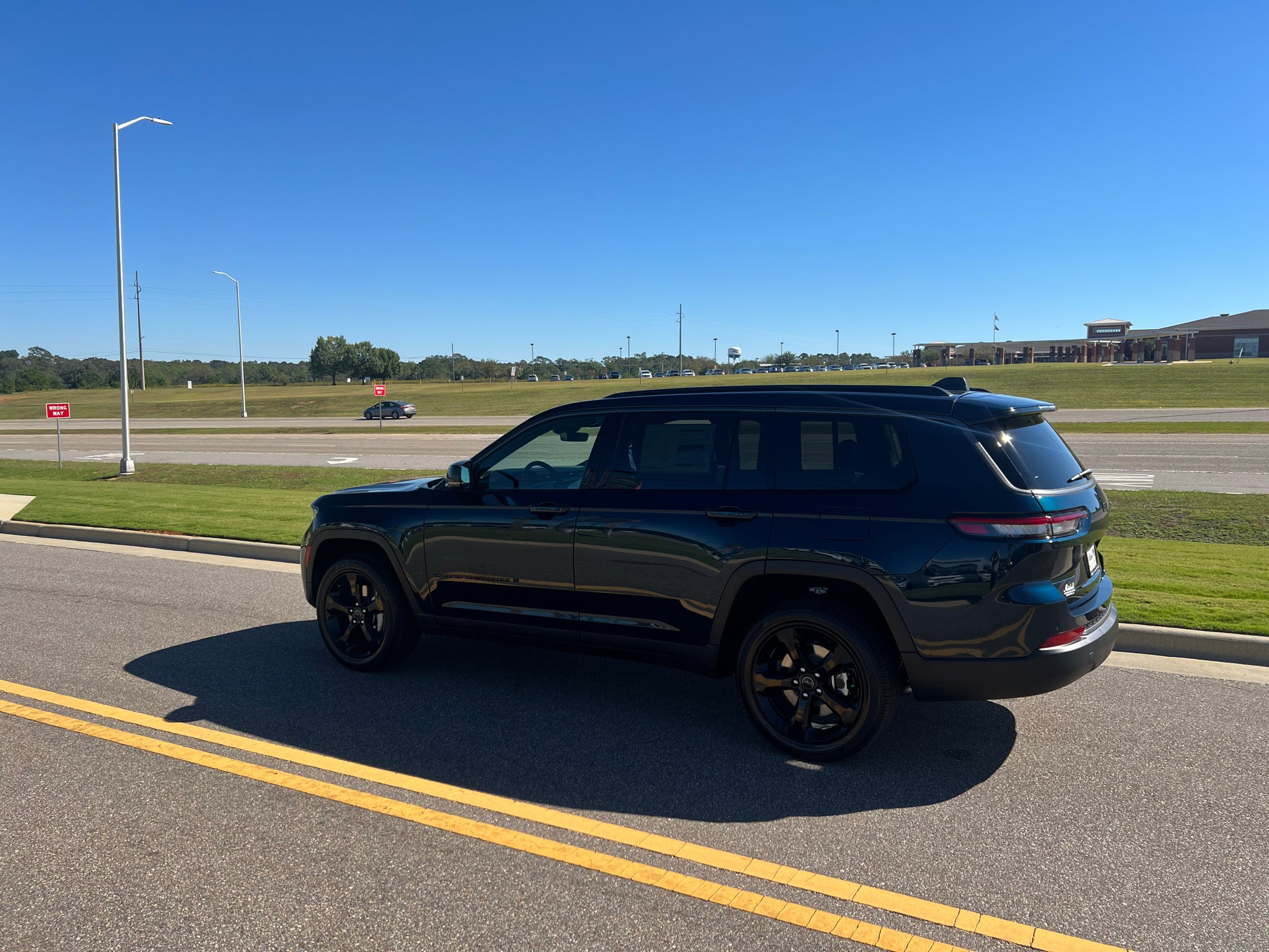 2027 Jeep Grand Cherokee L GRAND CHEROKEE L LIMITED 4X2