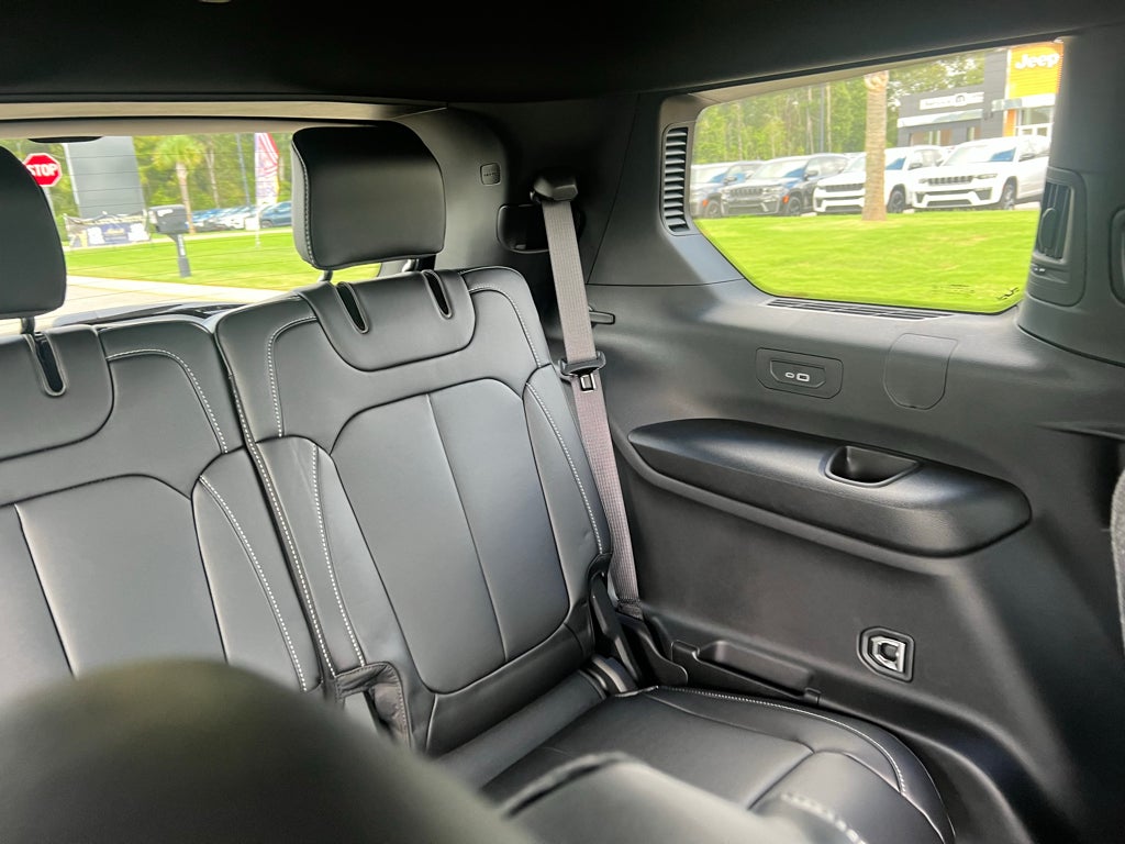 2027 Jeep Grand Cherokee L Limited