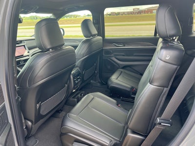 2027 Jeep Grand Cherokee L Limited