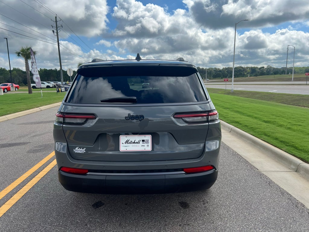 2027 Jeep Grand Cherokee L Limited