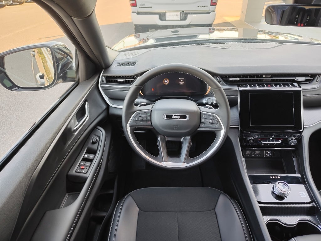 2025 Jeep Grand Cherokee L GRAND CHEROKEE L ALTITUDE X 4X4