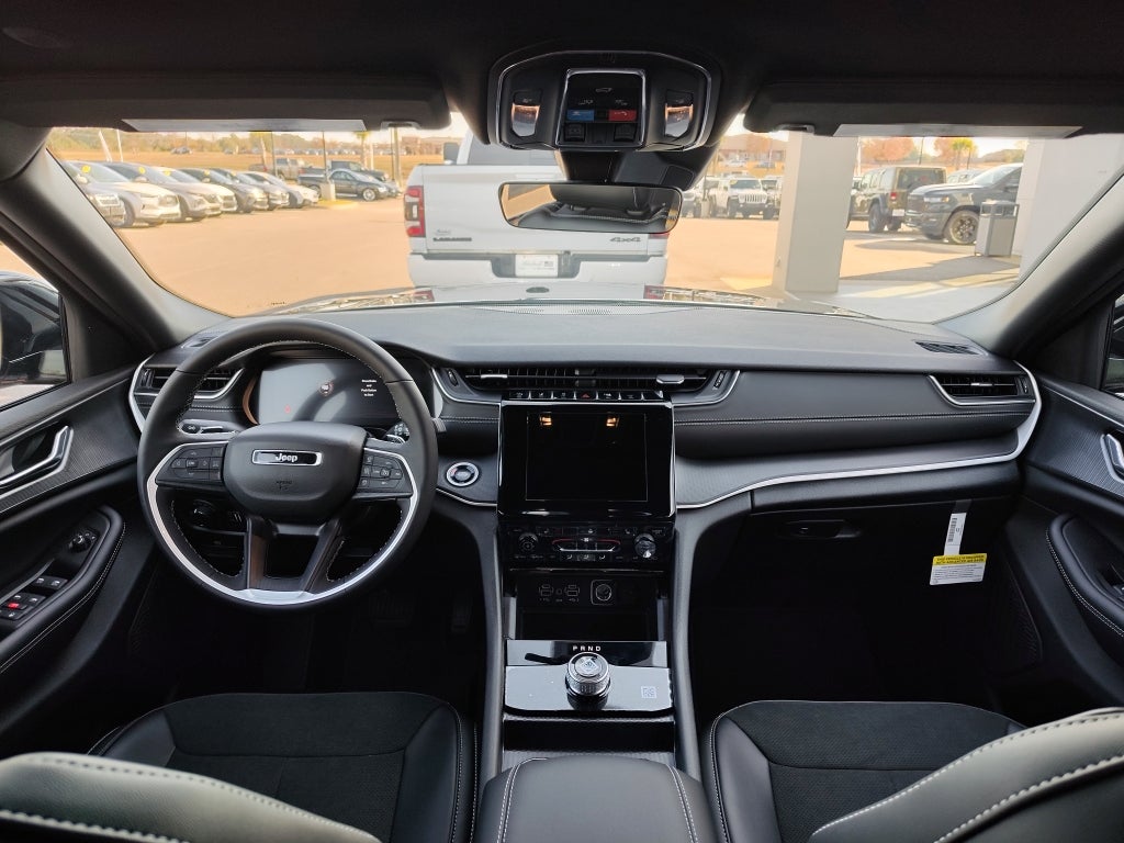 2025 Jeep Grand Cherokee L GRAND CHEROKEE L ALTITUDE X 4X4